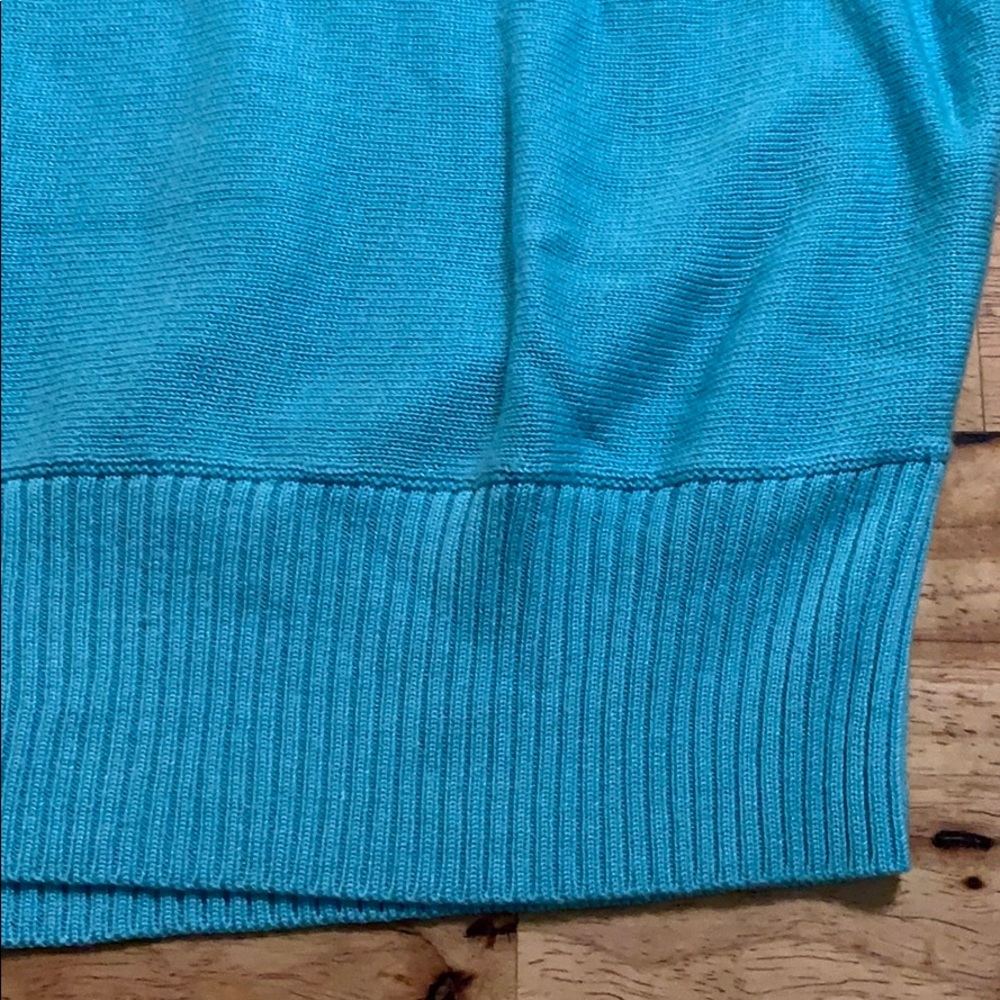 ๐ฅSOLD๐ฅ๐ผ 5 for $25 New York & Company shirt/sw - Picture 4 of 5